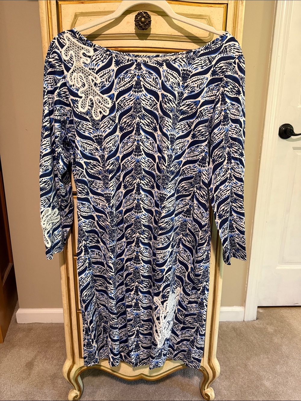 Lilly Pulitzer Marlowe 3/4 blue and white dress with cut outs size L